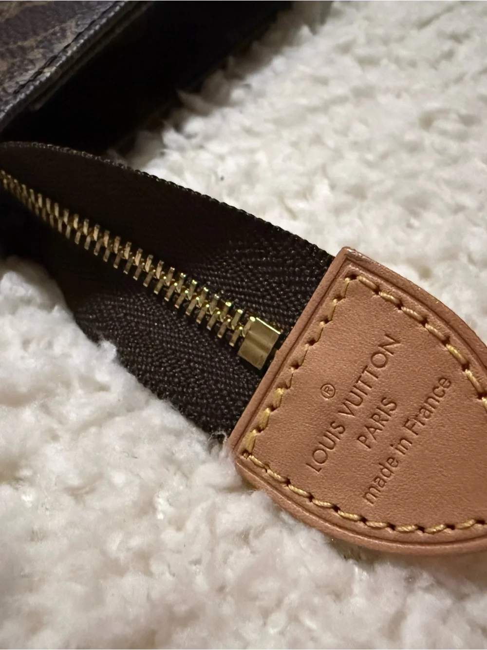 Louis Vuitton Poche Toilette GM